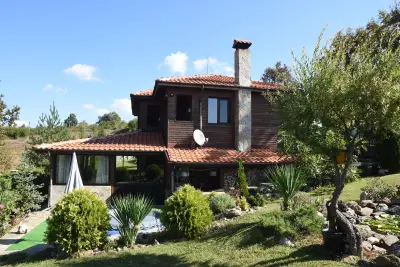 At Three Oaks Villa
