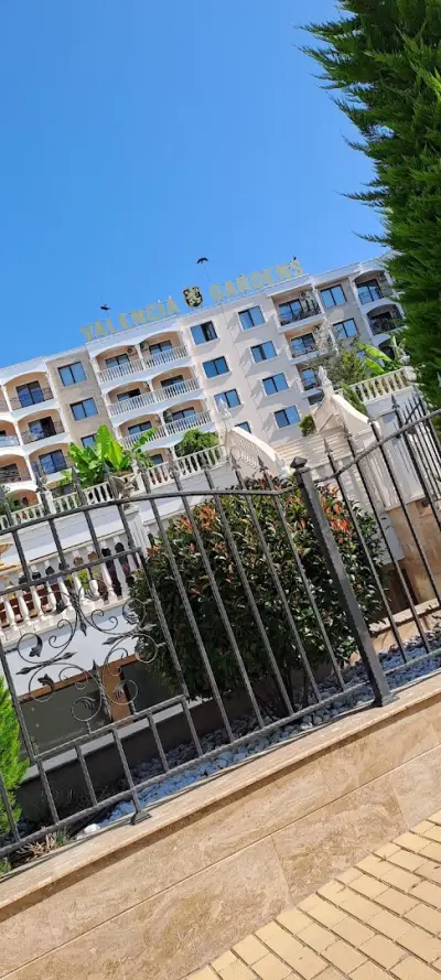 Valencia Gardens Luxury Apartments