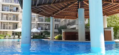 Dawn Park Complex