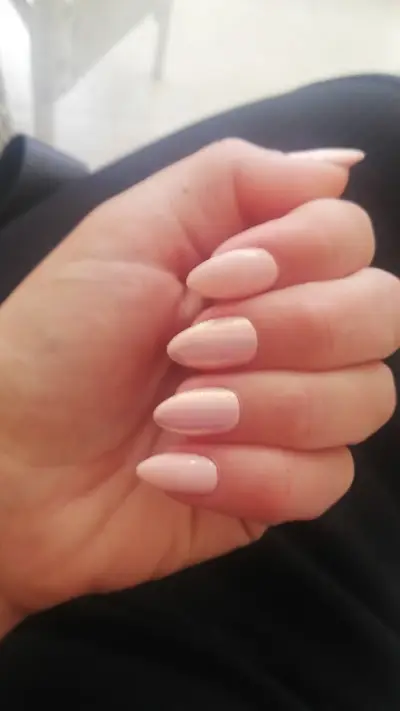 Маникюр и педикюр Bellezza