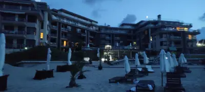 Sand Lilies Beach Apartments