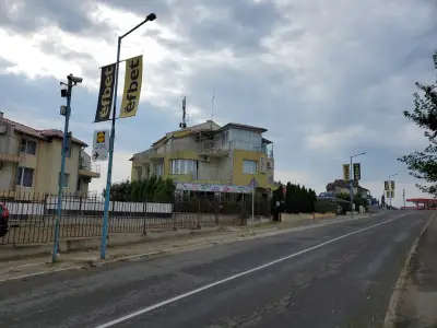 Семеен хотел МОРСКА ВИЛА