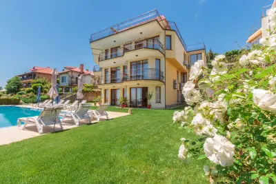 Виа Понтика 123 Апартаменти за гости
