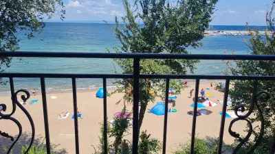 Апартаменти Акра