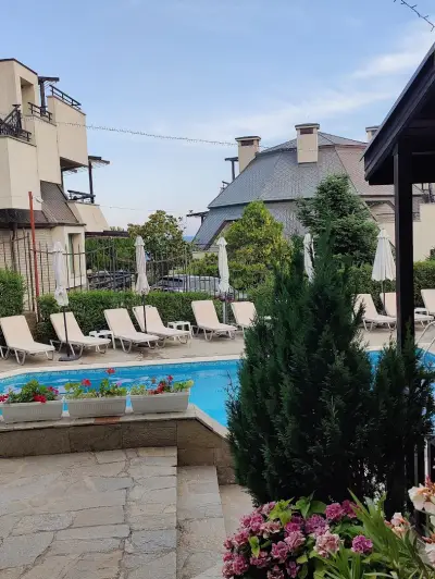 Apartments Elinor Budjaka