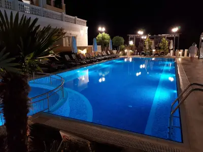 Marina Sands Bijou Boutique is an excellent choice for travelers visiting Obzor