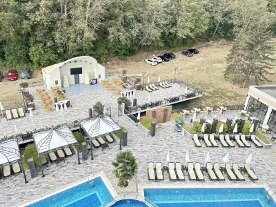 Marina Sands Bijou Boutique is an excellent choice for travelers visiting Obzor