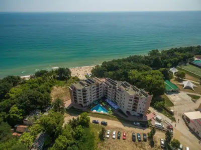 Moreto Seaside Aparthotel