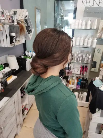 Misha-style hair