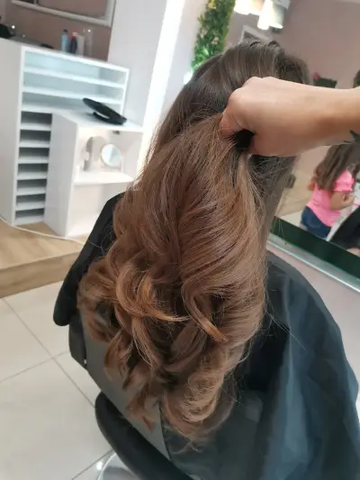 Misha-style hair