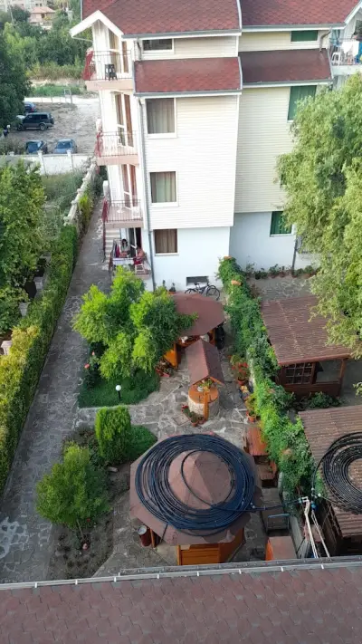 Hotel Morski Dar and Free parking