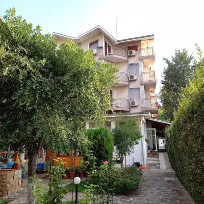 Hotel Morski Dar and Free parking