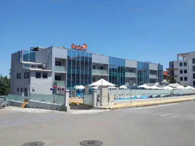 Dodo Beach Hotel