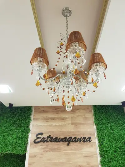Козметичен Салон Extravaganza