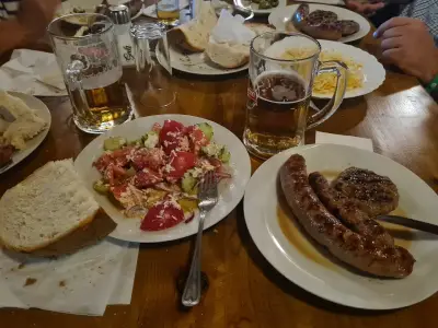 Бай ДЖИ