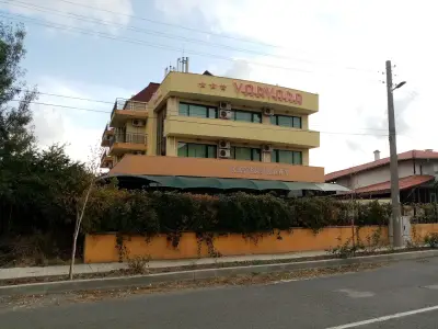 Хотел и Ресторант Варвара