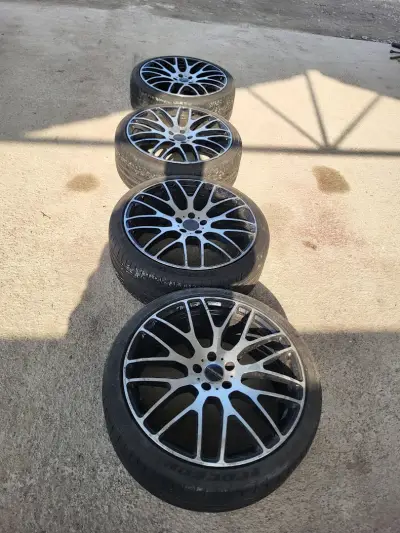 Tisho auto
