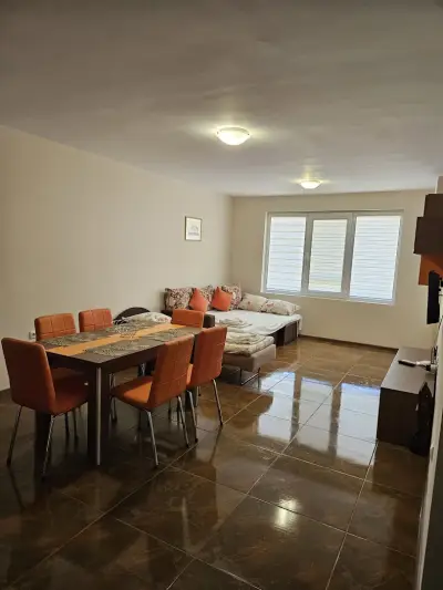 Апартаменти Кастро/Castro Apartments