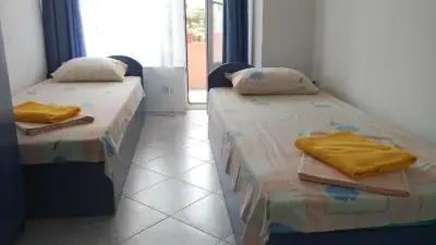 Apartament 4