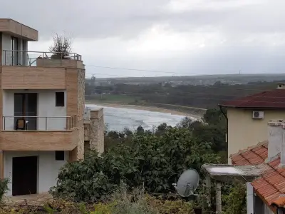 Самостоятелна вила