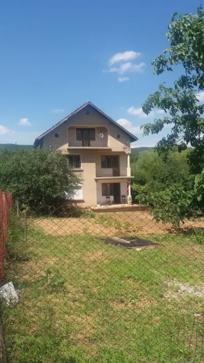 Рисувано стъкло АРТ АТЕЛИЕ ГАЛЕРИЯ