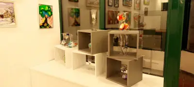 Рисувано стъкло АРТ АТЕЛИЕ ГАЛЕРИЯ