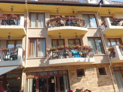 Family Hotel Gold Pearl