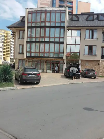 Family Hotel Gold Pearl