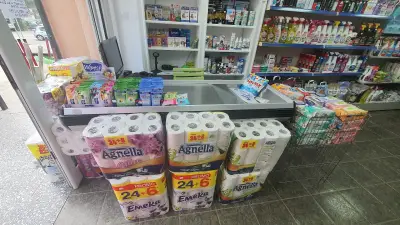 Четири Лапички ЕООД