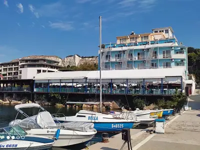 Lotos Hotel