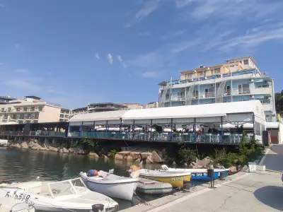 Lotos Hotel