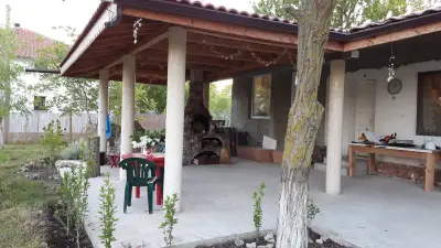 КЪЩА ЗА ГОСТИ ЕЛЛА