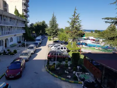 Хотел ДСК