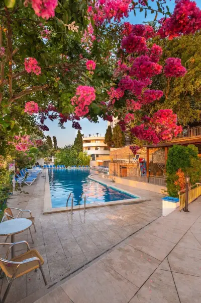 ELPIDA Hotel - All Inclusive & Beach Front