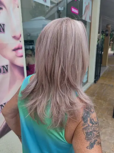 Beauty salon VENUS Sunny beach / Салон за красота Слънчев бряг / Фризьор / Manicure / Маникюр / Massage / Eyelash