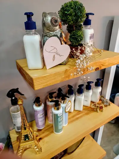 Cashmere beauty bar