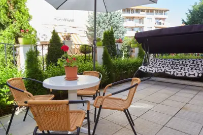 Feniks Apartments