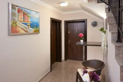 Feniks Apartments