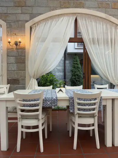 Cascadas Italian Restaurant
