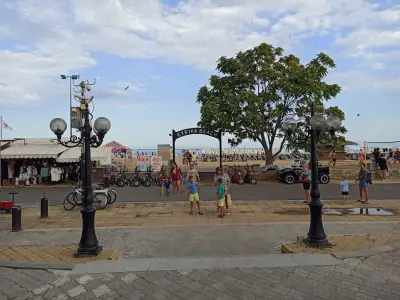 DIT Evrika Beach Bar (All Inclusive)