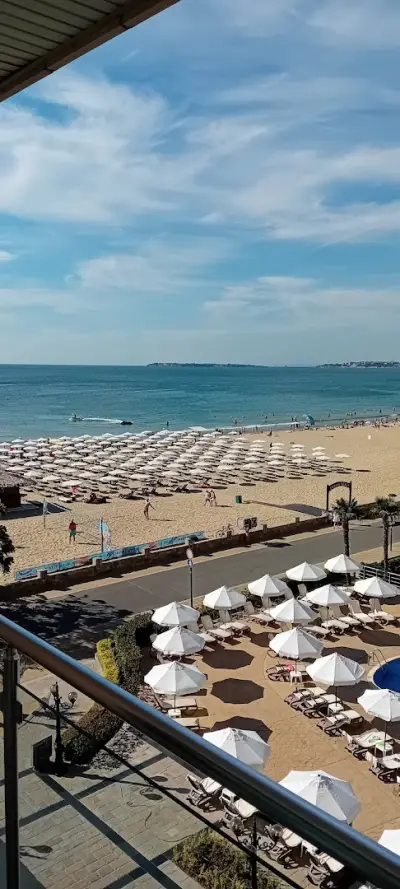 DIT Evrika Beach Bar (All Inclusive)