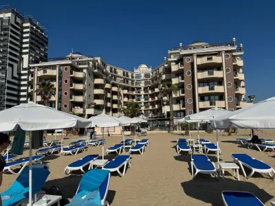 Hotel Golden Ina - All Inclusive - Beachfront