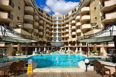 Hotel Golden Ina - All Inclusive - Beachfront