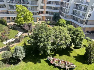 Grand Kamelia Apartment