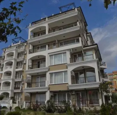 Antorini Apartments