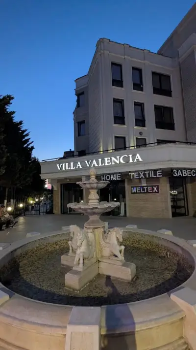 Villa Valencia