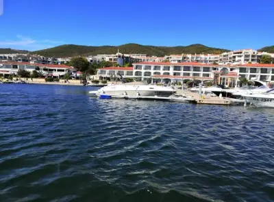Marina Bay Apart Saint Vlas