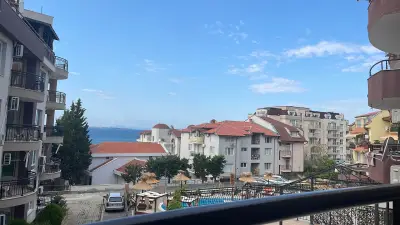 Marina Bay Apart Saint Vlas