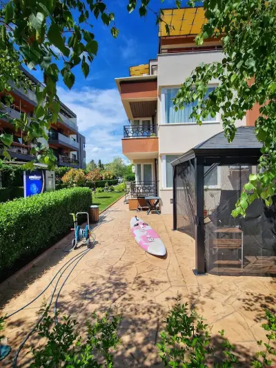 Niko's Apartments Deluxe
