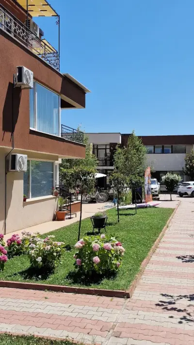 Niko's Apartments Deluxe